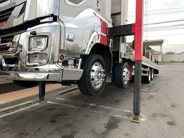 【1000】H30　ギガ　ハイジャッキセルフクレーン　4段　ラジコン　フックイン　7速MT　380馬力