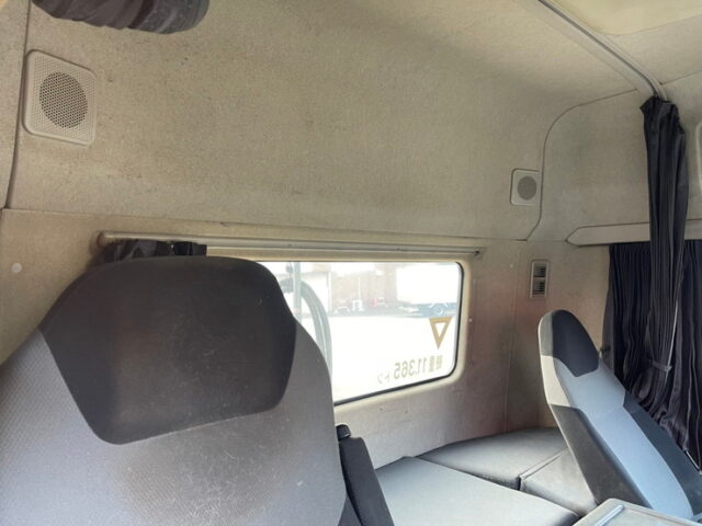 【995】H27　スーパーグレート　ハイルーフ　トレーラーヘッド　緩和付　走行距離50万km以下