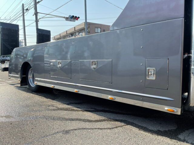 【986】H22　ダイナ　積載車　5700ワイド　カスタム　低走行　煙突マフラー(ダミー)