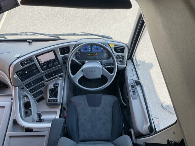 【1087】H29　クオン　ハイルーフ　ウィング　格納ゲート付　エアサス　木床