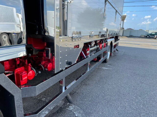 【1259】H5　クルージングレンジャー　ウィング　造りボディ　サブエンジン式冷凍機付　舟形バンパー　