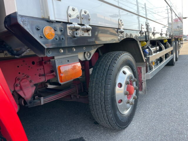 【1257】H23 ギガ 冷凍ウィング ステンレス多数 リア門口ステンレス 格納ゲート付 木床