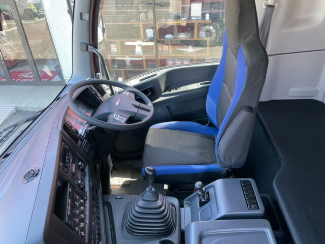 【1426】H28　ギガ　ハイルーフ　冷凍バン　ジョロダー4列　キーストン　サブエンジン　両サイド観音1Mオフセット