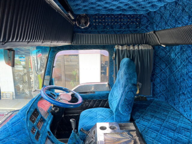 【1482】H25　ギガ　ハイルーフ　冷凍バン　前壁冷凍機　ジョロ4キーストン