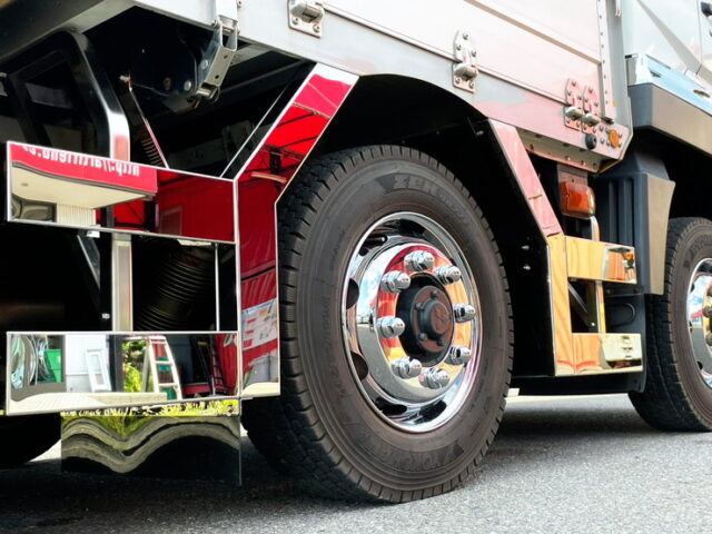 【1465】R2　17スーパーグレート　ハイルーフ　ウィング　アートフレンド新品架装(サイドバンパーフェンダー)