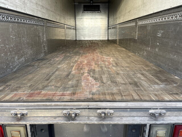 スーパーグレート　冷凍ウィング　90アオリ　木床　国産エンジン　7速MT