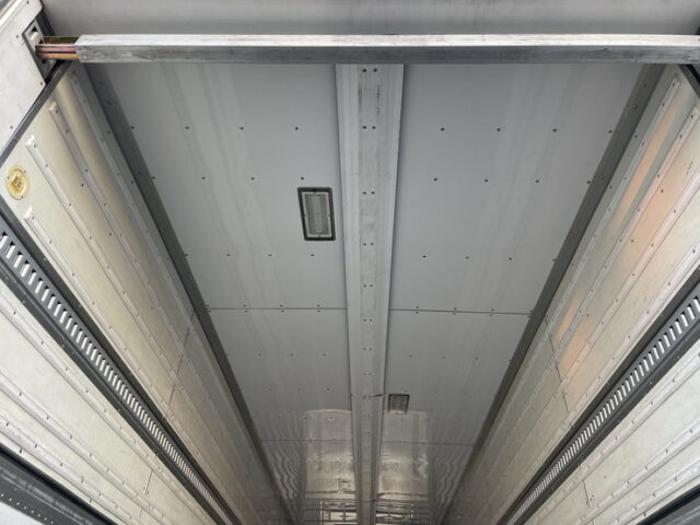 日野　プロフィア　冷凍ウィング　10輪　ジョロ4キーストン　7速　380馬力