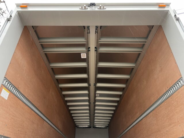 【現行型】スーパーグレート：スーパーハイルーフ：未使用：プレミアムライン