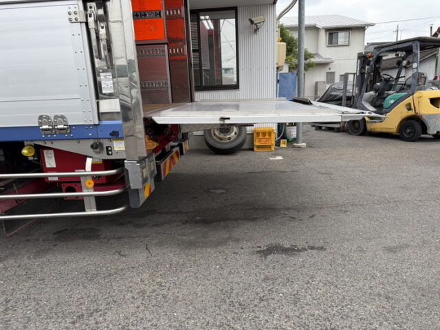 日野：プロフィア：ハイルーフ：ウィング：跳上ゲート：ステンレス多数