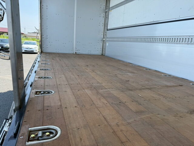 ベストワンファイター：6200セミワイド：造りボデー：ウイング：カスタム：超低走行：270馬力