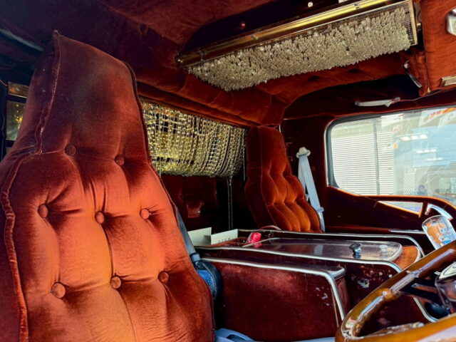 ブルーテックキャンター：造りボディ：アルミバン：ワイド超ロング：舟形バンパー：バスフェンダー