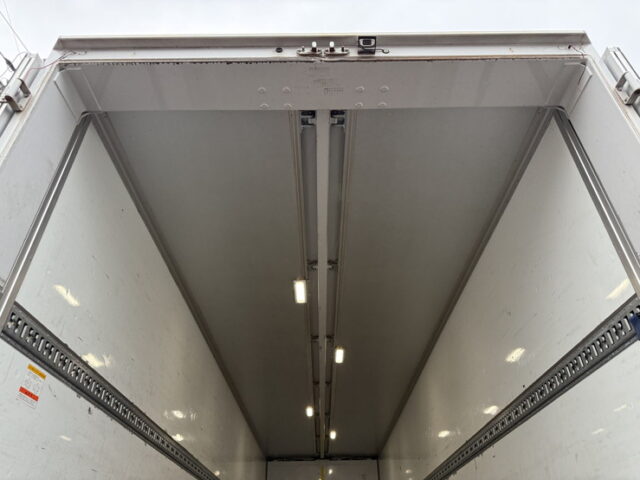 17スーパーグレート：ハイルーフ：ウィング：プレミアムラインエグゼクティブ：寝台メッキ