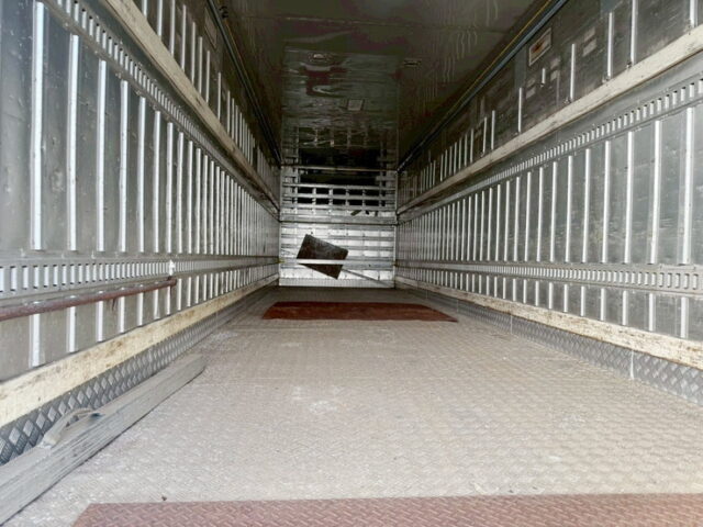 日野：プロフィア：冷凍バン：サブエンジン：アルミシマ床：架装多数：内装生地張り