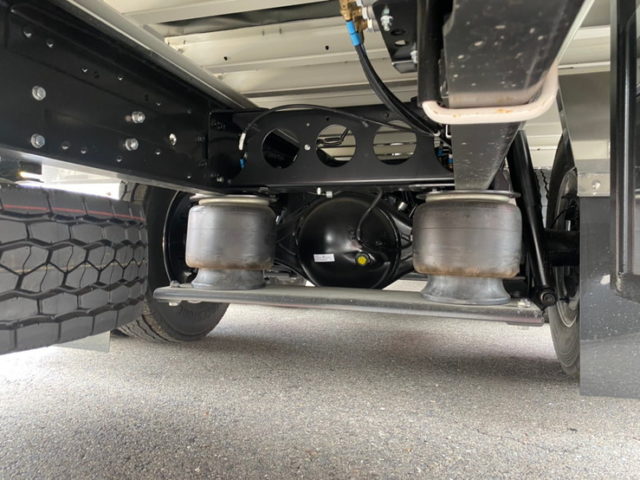 【578】R2　登録済未使用車　スーパーグレート　低床アルミウイング