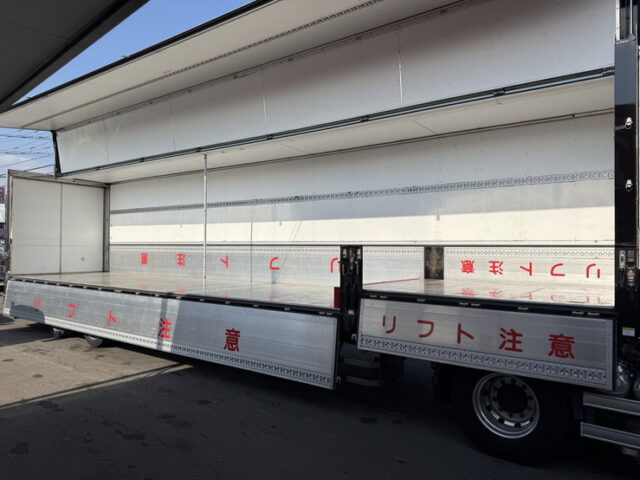 日本トレクス：トレーラー冷凍ウィング：段付き：2軸：前壁冷凍機：リフトアクスル