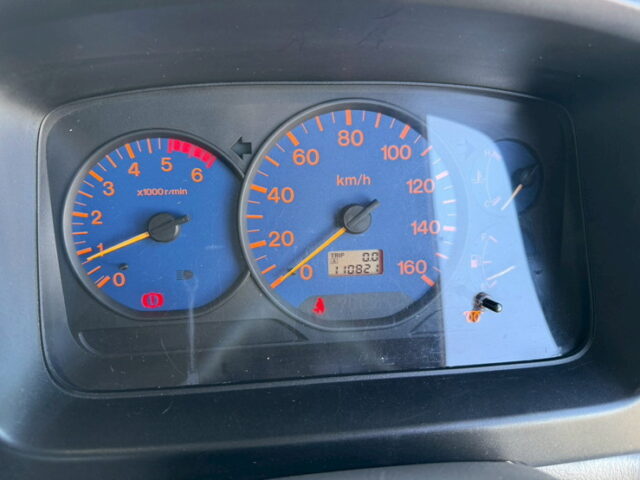 タイタンダッシュ：平ボデー：架装多数：標準幅：アオリステンレス張り：マニ割り