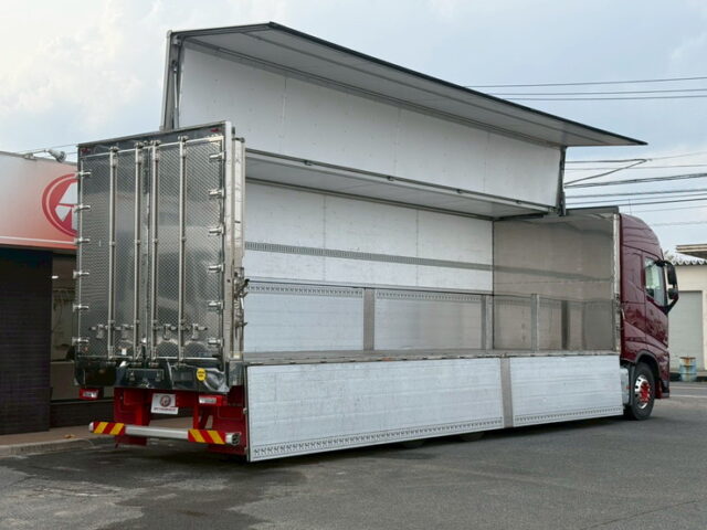 VOLVO：FH：グローブトロッター：ウィング：造りボディ：架装多数：高年式低走行