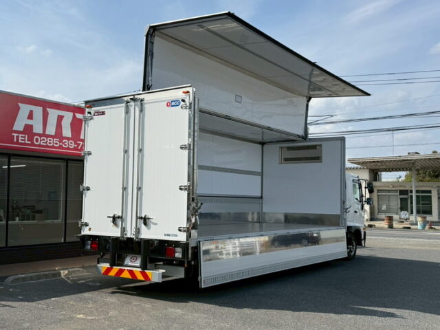 日野：17レンジャー：冷凍ウィング：未使用車：-30度設定：6速MT：240馬力