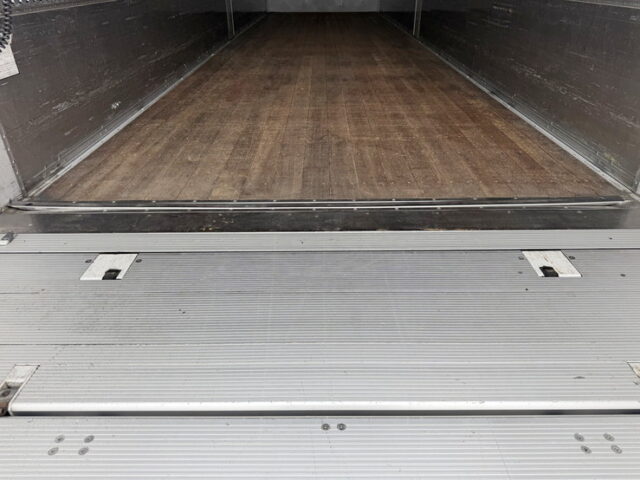 スーパーグレート：ハイルーフ：ウィング：メッキ多数：アルミホイール：格納ゲート