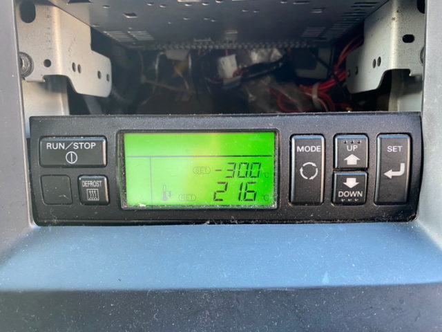 【697】H26　ギガ　冷凍ウィング　7速　木床