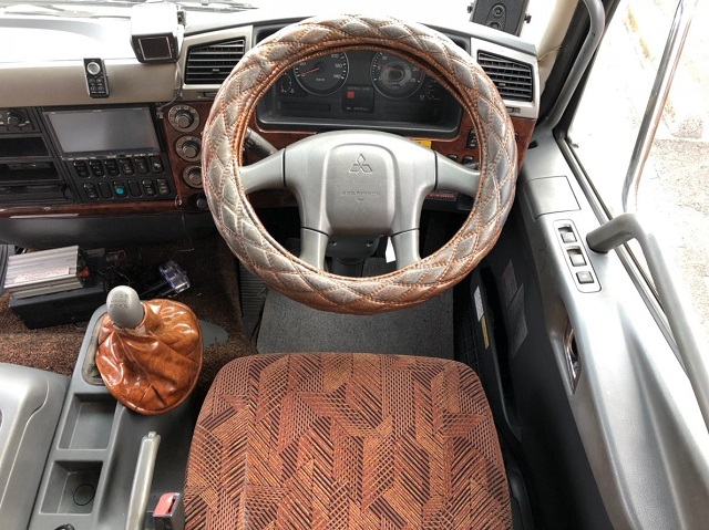 【286】三菱ふそうファイター　セミワイド　アルミウイング　リアエアサス