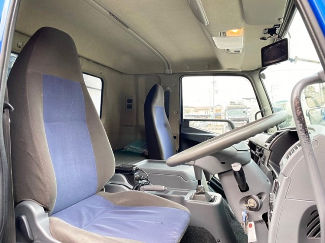 【565】H26　ファイター　ウィング　エアサス　格納ゲート