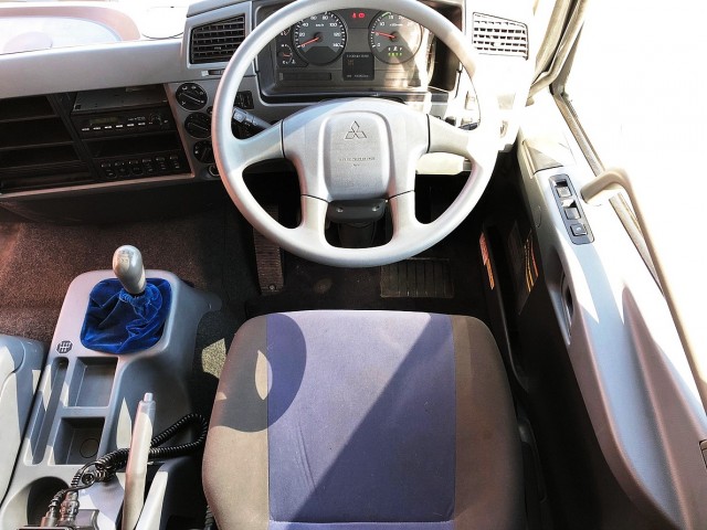 【352】三菱ふそう　ファイター　ワイド　平ボデー　アルミブロック