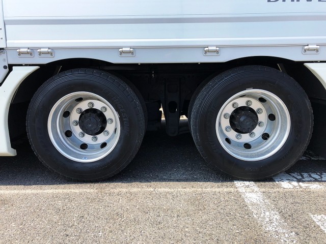 【370】ふそう　スーパーグレート　パネルウィング　エアロ付