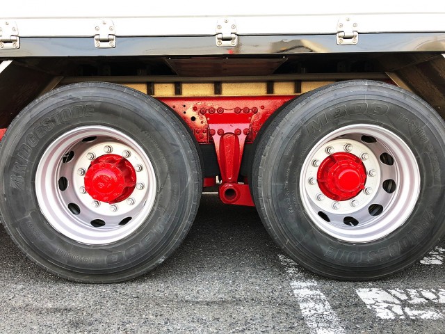 【369】日野プロフィア　高床　冷凍ウィング　床アルミ縞