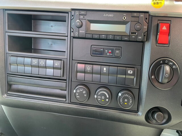 三菱ふそう：ファイター：増トン：未使用：ハイジャッキセルフ：ステンレスサイドバンパー