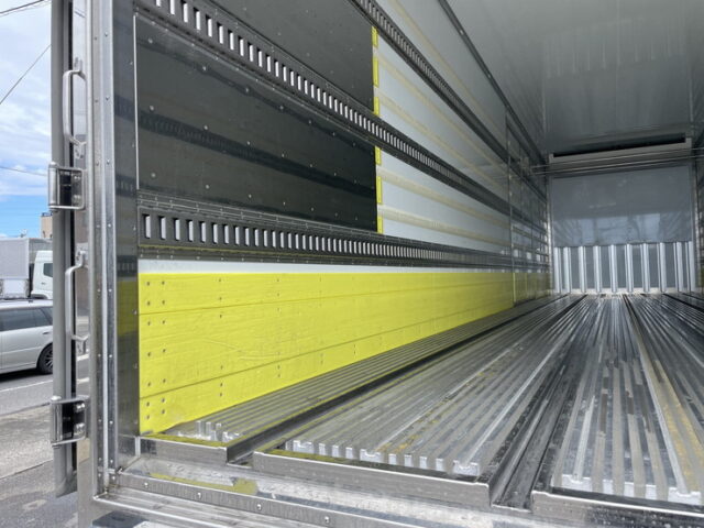 17スーパーグレート　ハイルーフ　冷凍バン　矢野特殊ボディ　コルゲート　サブエンジン