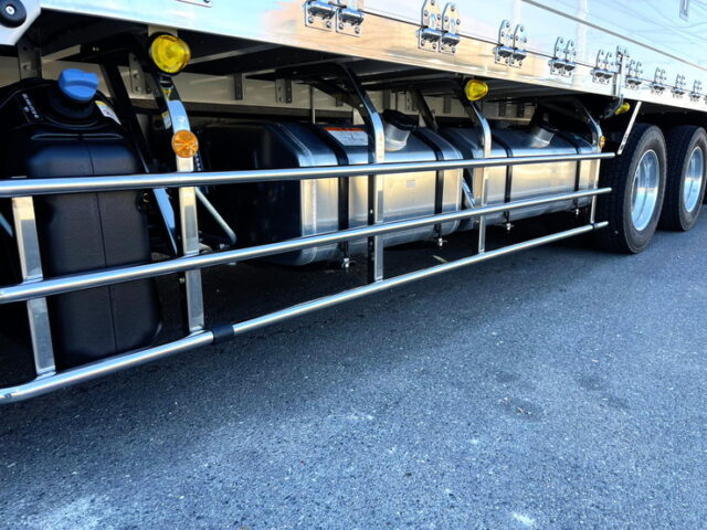 17スーパーグレート　未使用　ハイルーフ　ウィング　造りボディ　7速MT　