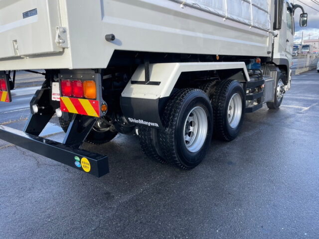 【1576】R5　17スーパーグレート　ダンプ　5100×2200　未使用　7速MT　新明和ボデー