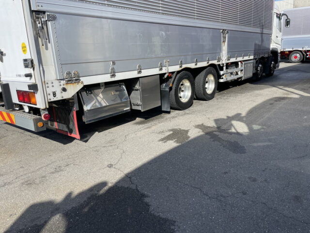 17スーパーグレート　ハイルーフ　ウィング　アルミホイール　メッキ多数