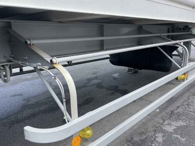 日本フルハーフ　3軸　トレーラーコンテナ冷凍車　リフトアクスル(後軸残し)　SLX i 400　エアサス