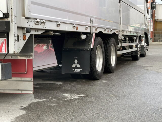 三菱ふそう　スーパーグレート　ハイルーフ　ウィング　エアサス　アルミホイール　木床