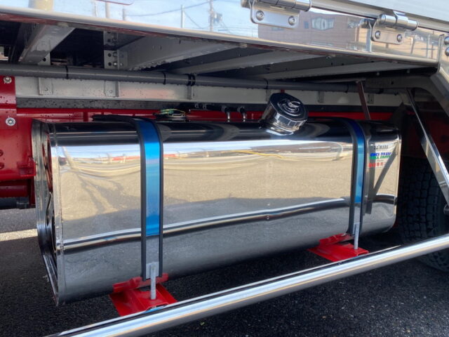 【802】R3　17レンジャー　冷凍ウィング　6200造りボディ　格納ゲート