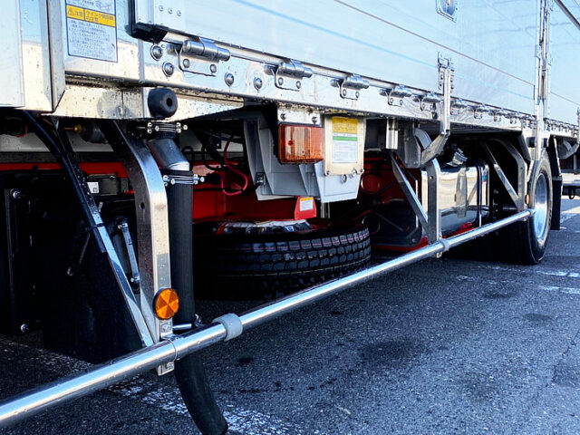 【803】R3　17レンジャー　冷凍ウィング　造りボディ　格納ゲート