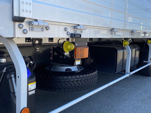 【837】R2　17レンジャー　ウィング　格納ゲート　エアサス