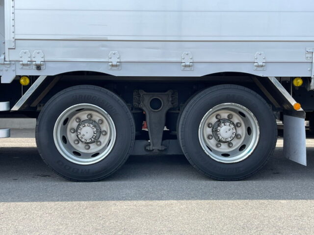 【874】H24　ギガ　ウィング　4軸低床　7速MT　380馬力　木床