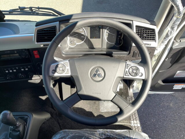 【967】R3　ファイター　冷凍ウィング　造りボディ　6500ワイド　エアサス　格納ゲート　菱重製冷凍機