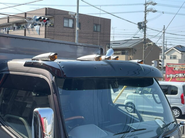 【986】H22　ダイナ　積載車　5700ワイド　カスタム　低走行　煙突マフラー(ダミー)