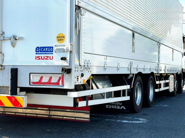 【1141】R1　ギガ　ハイルーフ　ウィング　7速　380馬力　木床　低走行　