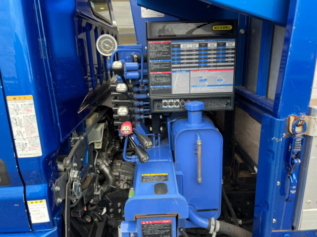 【1253】H28　ブルーテックキャンター　4段フックイン　標準幅　セミロング　150馬力