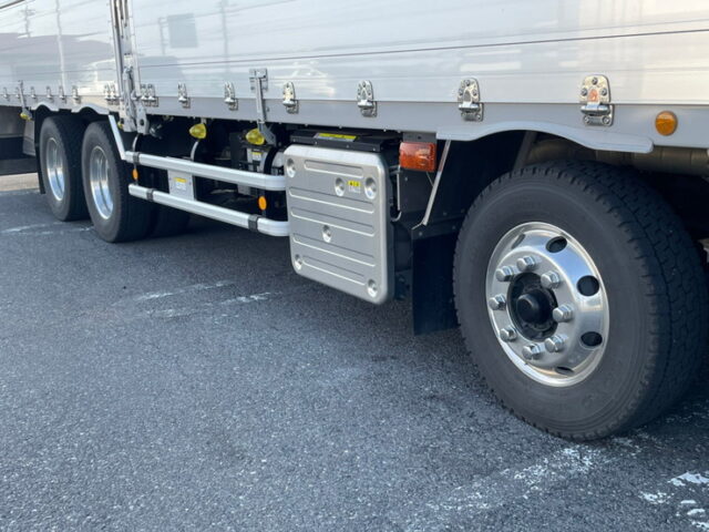 【1297】R3　ギガ　ハイルーフ　ウィング　リア門口ステンレス　7速　アルミホイール