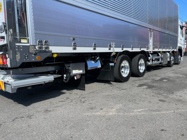 【1398】R5年2月　17スーパーグレート　ウィング　未使用　寒冷地仕様　格納ゲート付