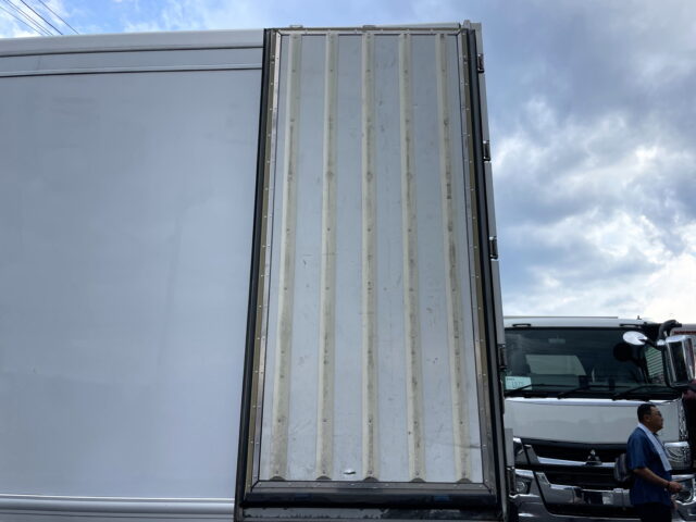 日野　プロフィア　冷凍バン　サブエンジン　キーストン　ジョロダー4列