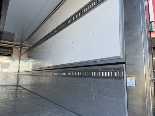 日野：１７レンジャー：ワイド：冷凍ウィング：AT：トレクス造りボデー：ステンレス多数：アルミホイール　