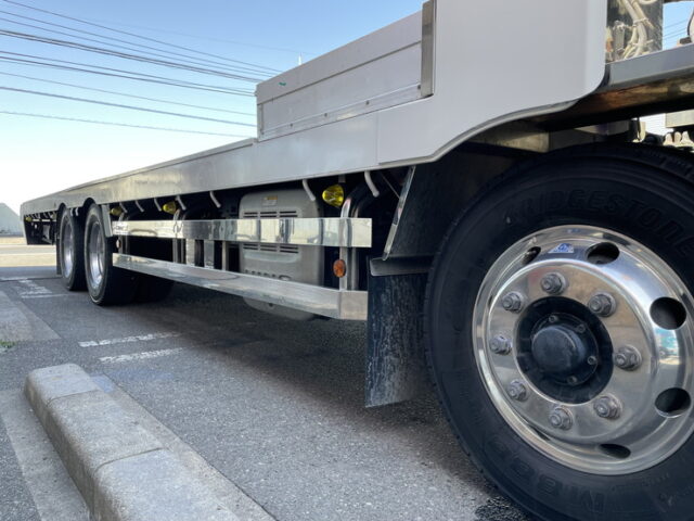 日野：プロフィア：ハイジャッキセルフ：アルミホイール：ステンレスサイドバンパー：TADANO４段クレーン