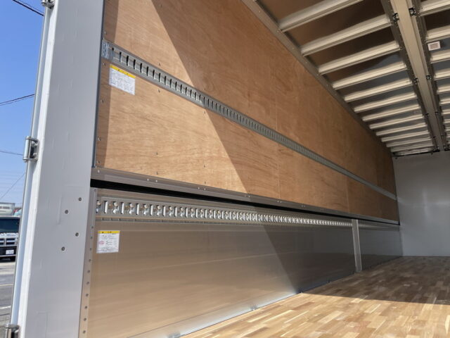 現行スーパーグレート：スーパーハイルーフ：ウィング：プレミアムライン：未使用